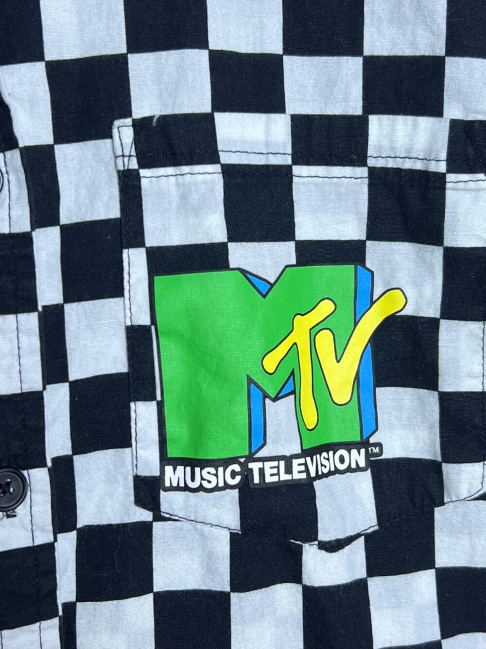 MTV Checkerboard Short Sleeve Button Up Shirt Medium - Picture 3 of 5
